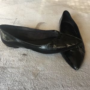 Ann Taylor Loft Blk Alligator Pointed Toe Flats